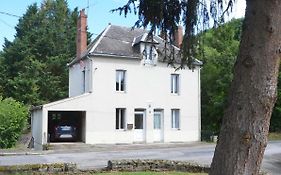 AU BORD DE L'EAU studio 1